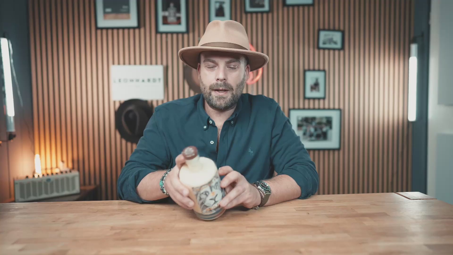 Leonhardt Korn Geiles Ei der beste Eierlikör auf der welt. So muss Eierlikör schmecken