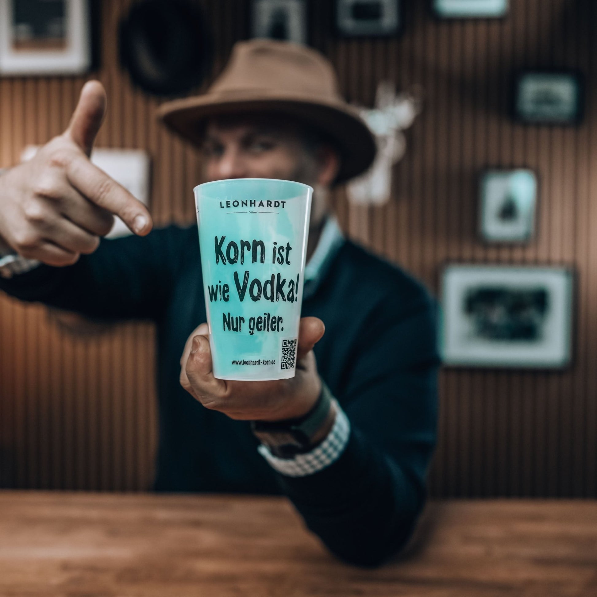 Leonhardt Korn // Festivalbecher 0,4 L - Leonhardt Korn